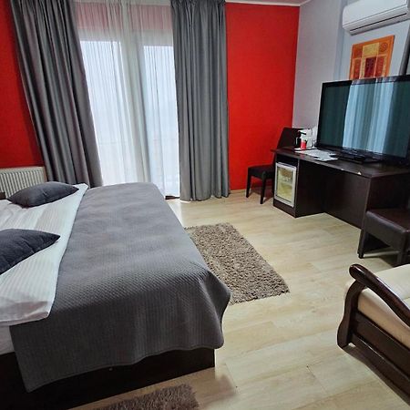 Hotel Poarta Transilvaniei บิสตริซา ภายนอก รูปภาพ