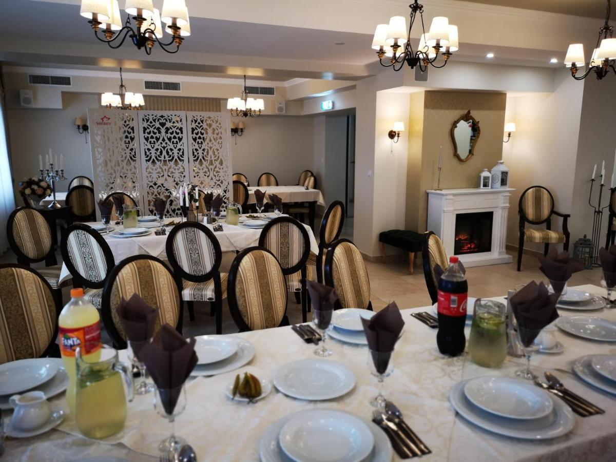 Hotel Poarta Transilvaniei บิสตริซา ภายนอก รูปภาพ