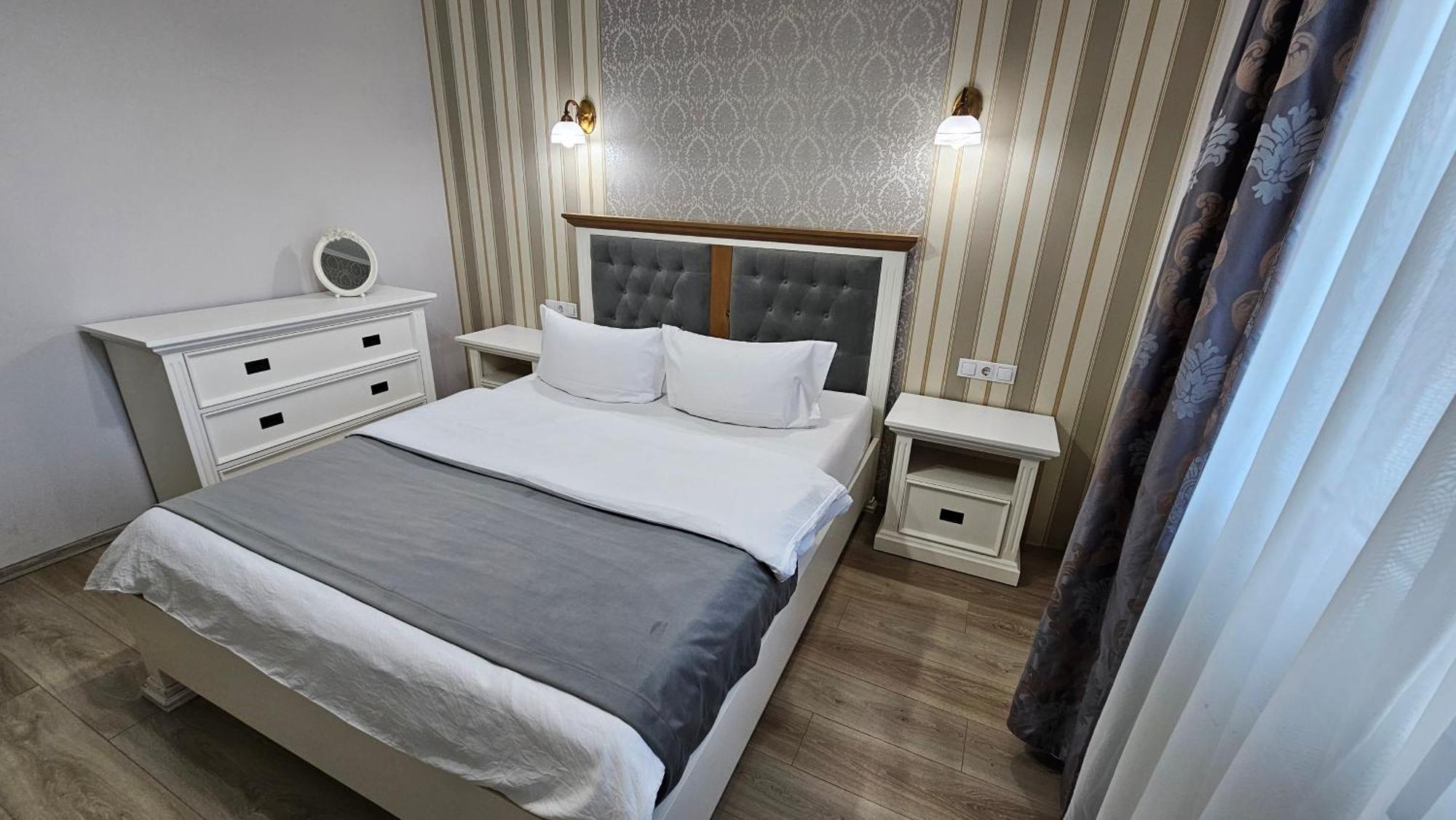 Hotel Poarta Transilvaniei บิสตริซา ภายนอก รูปภาพ
