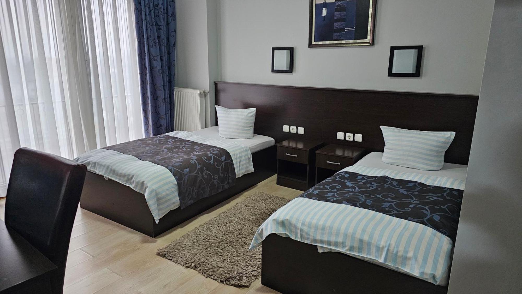 Hotel Poarta Transilvaniei บิสตริซา ภายนอก รูปภาพ