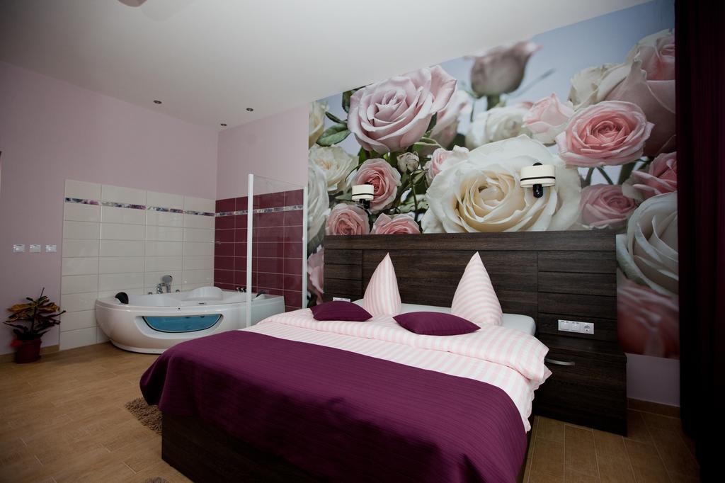 Hotel Poarta Transilvaniei บิสตริซา ภายนอก รูปภาพ
