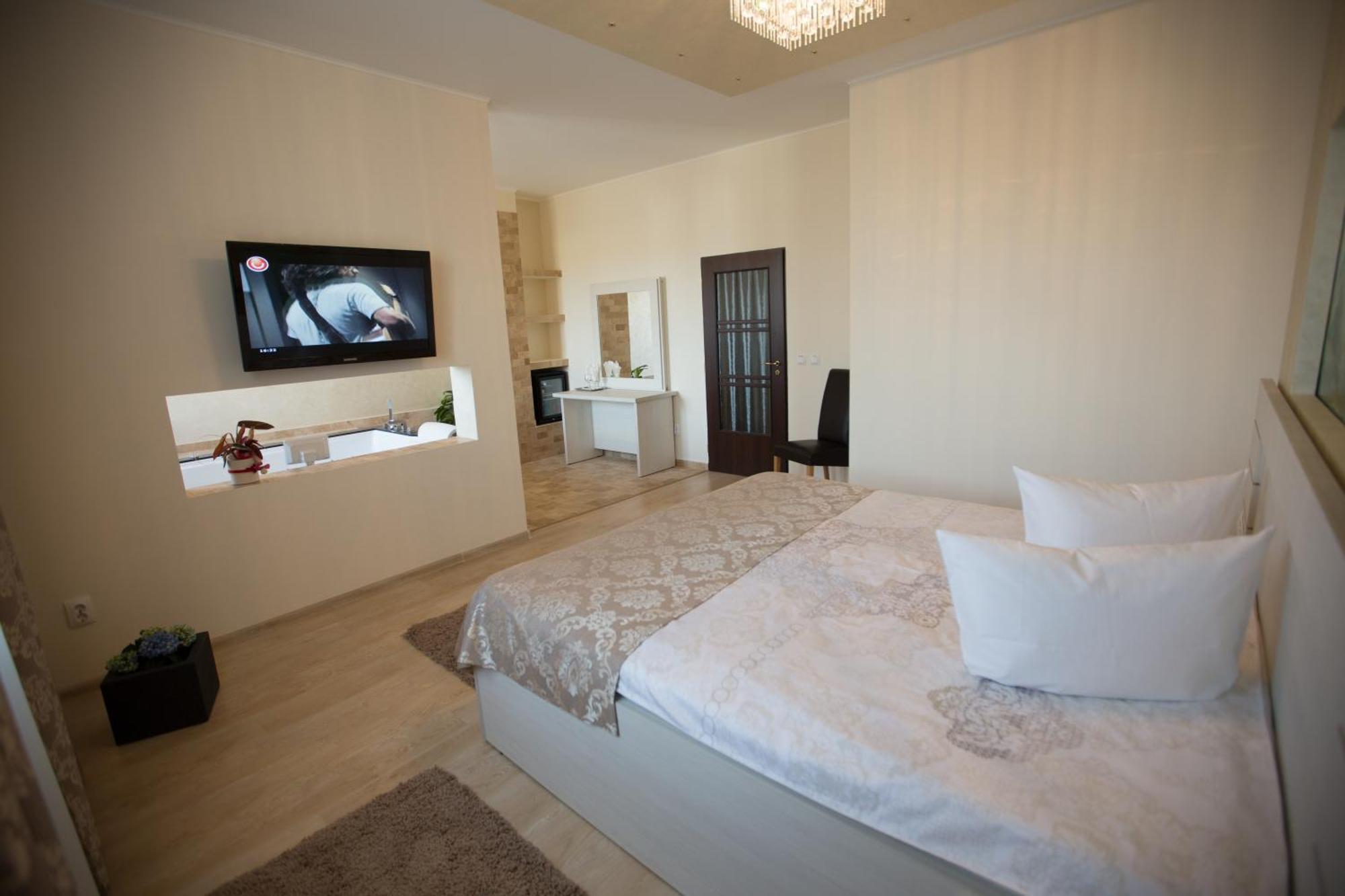 Hotel Poarta Transilvaniei บิสตริซา ภายนอก รูปภาพ
